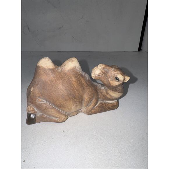 K's Collection Sitting Camel Nativity Scene Replacement - Picture 1 of 4
